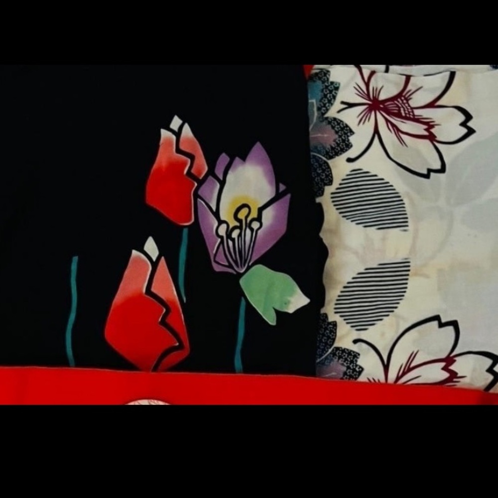 Yukata (2) and obi (1) set